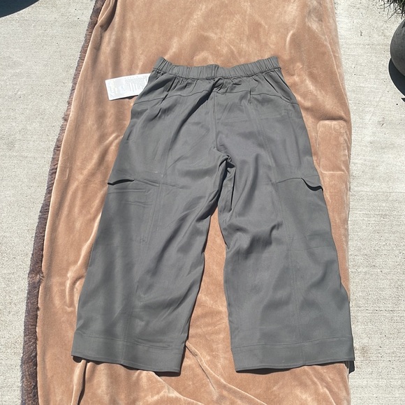 Metropolis Maven high rise HR crop size 8 NWT - Picture 9 of 9